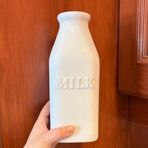 Fitz and Floyd White Milk Bottle Vase ceramic